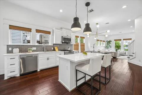 $795,000 | 522 West 15th Street, Houston, TX 77008