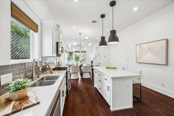 $795,000 | 522 West 15th Street, Houston, TX 77008