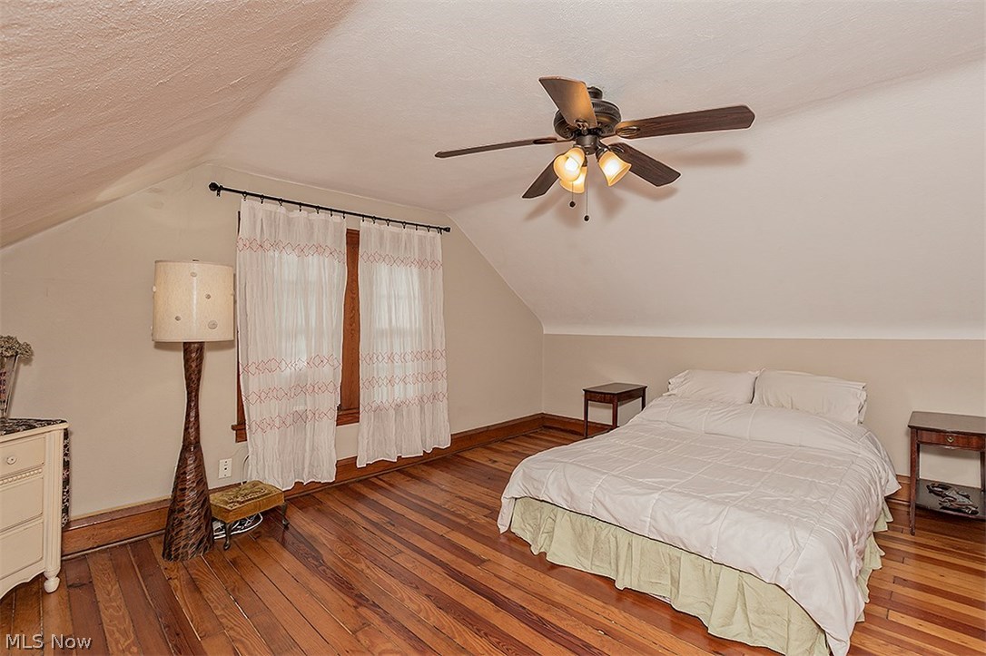 3164 Chadbourne Road Cleveland, OH 44120 - Photo 19 of 33