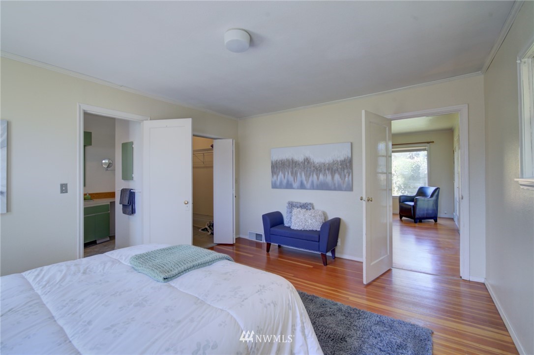 3210 Russet Road Brier, WA 98036 - Photo 22 of 40 Gallery Image 22