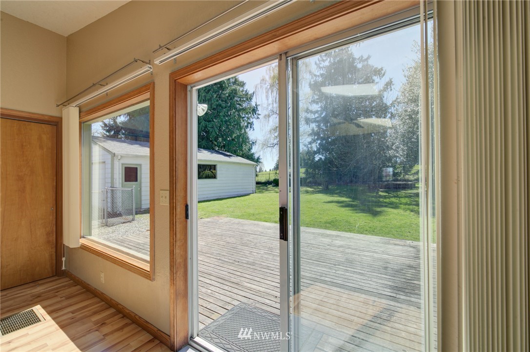 3210 Russet Road Brier, WA 98036 - Photo 31 of 40 Gallery Image 31