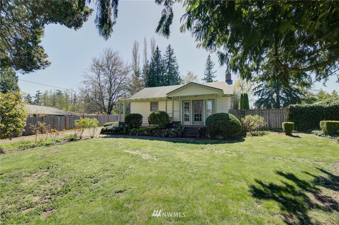 3210 Russet Road Brier, WA 98036 - Photo 40 of 40 Gallery Image 40