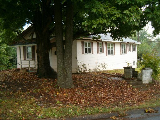 102 Warrior Lane Oak Ridge, TN 37830 - Photo 1 of 1 Primary Photo