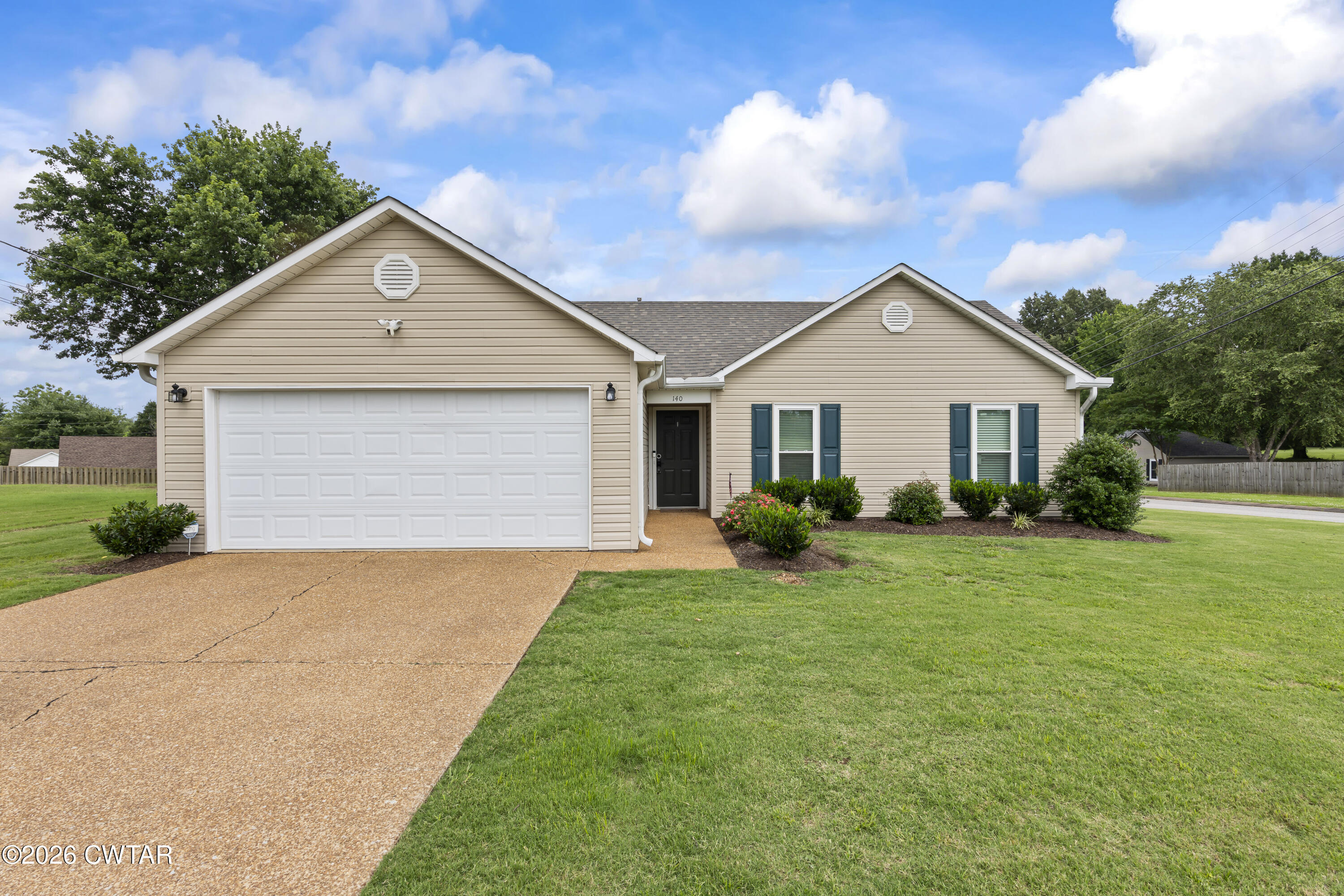 140 R Deloach Road Jackson, TN 38305 - Photo 1 of 19 Front