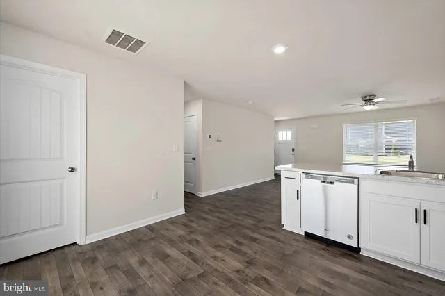 $324,900 | 3 Orchard Road, Seaford, DE 19973