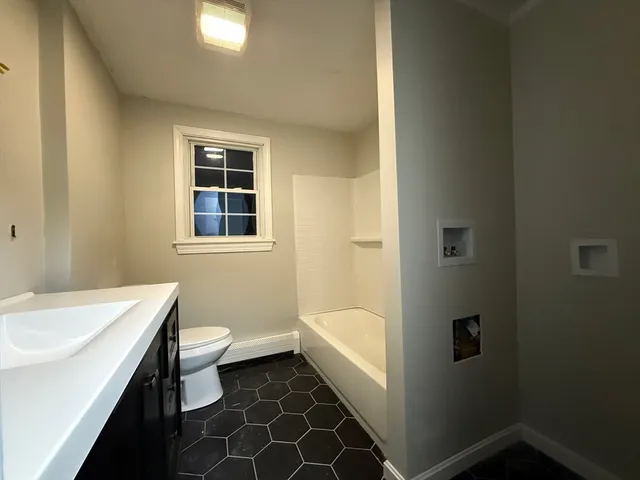 $734,999 | 19 Valerie Drive, Plainville, MA 02762