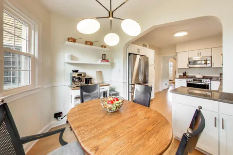$819,000 | 1228 Linden Avenue, Oak Park, IL 60302