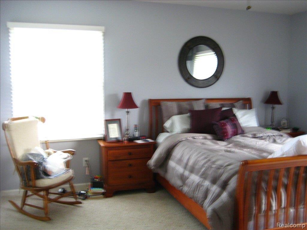 37327 Judd Road New Boston, MI 48164 - Photo 4 of 4 cozy master BR
