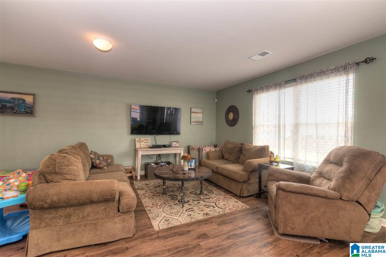402 Reed Way Kimberly, AL 35091 - Photo 2 of 26