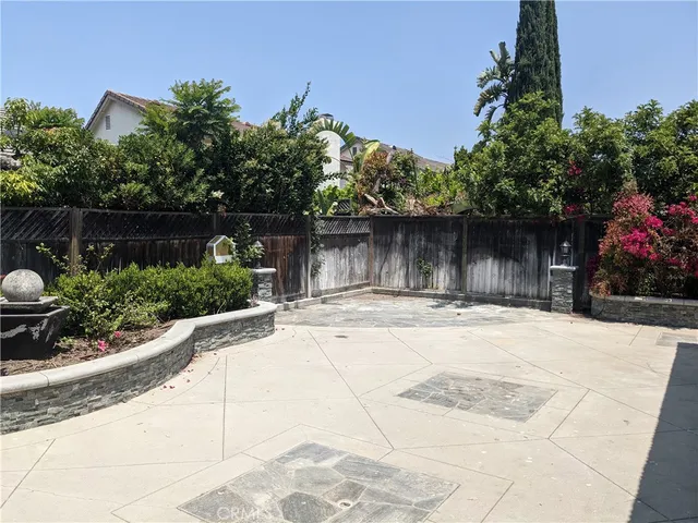 $4,900 | 48 Golden Star, Irvine, CA 92604