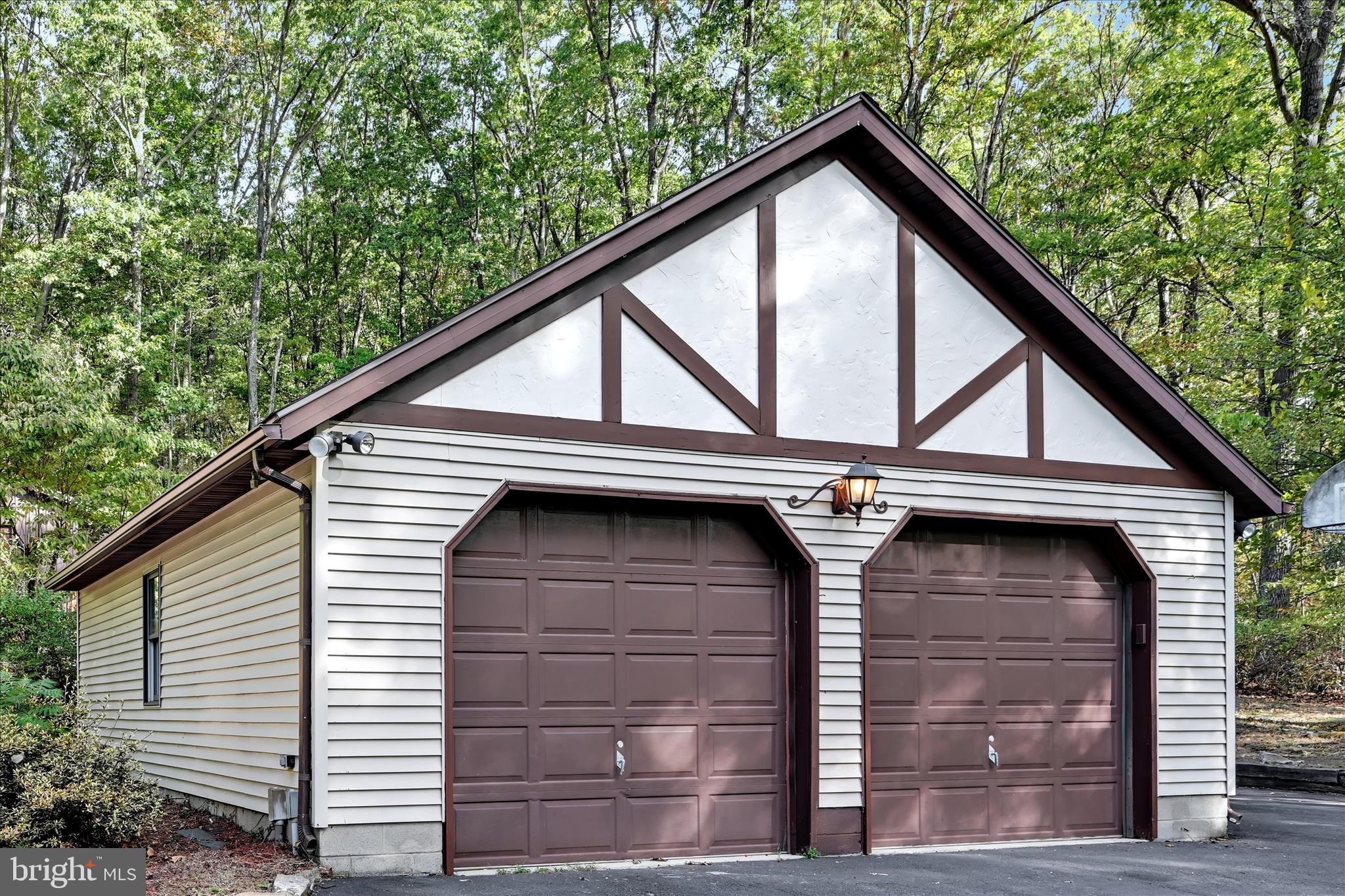 40 High Road Ashland, PA 17921 - Photo 33 of 53 Garage