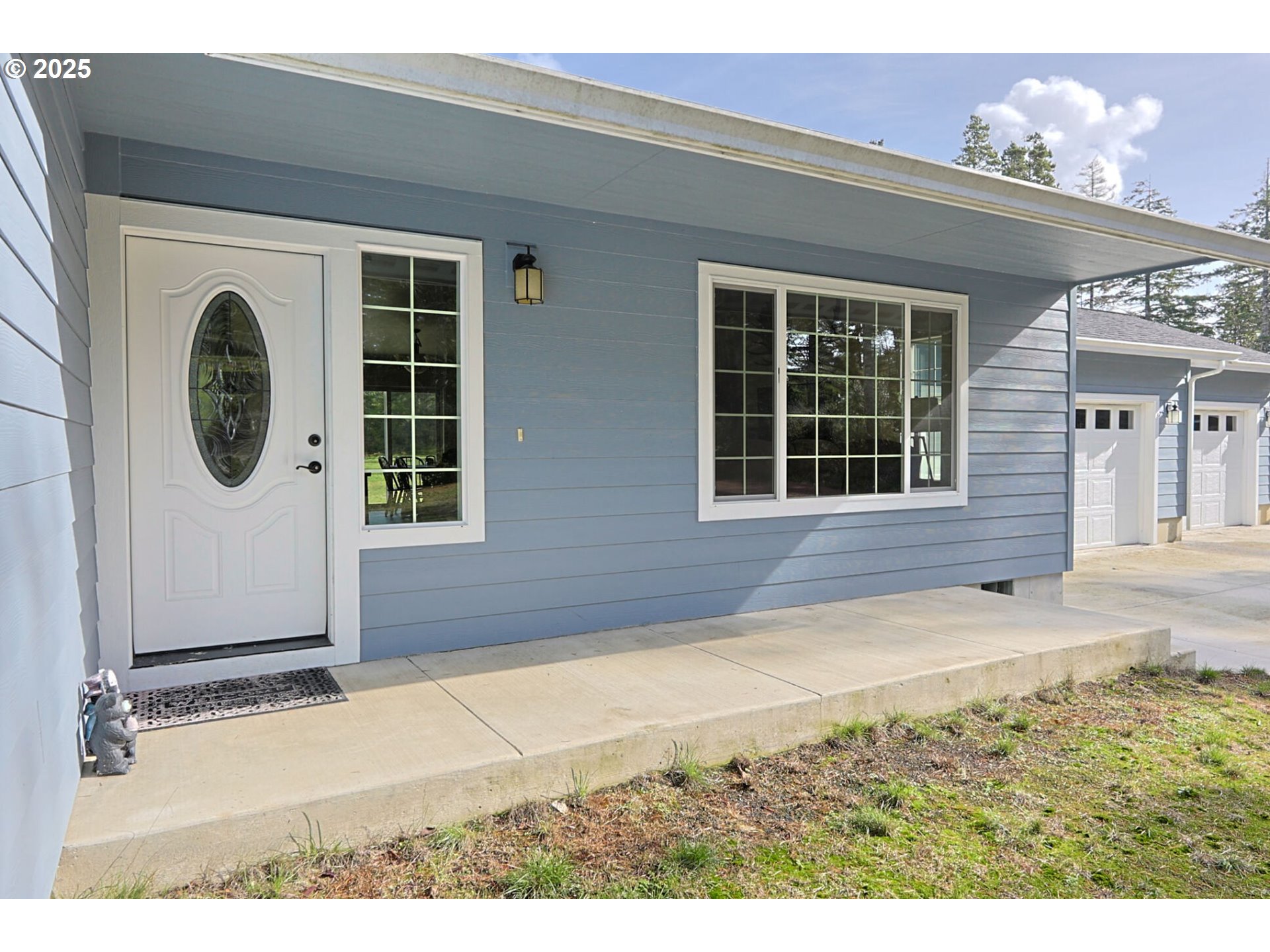 58625 Seven Devils Road Bandon, OR 97411 - Photo 10 of 44 Covered Porch