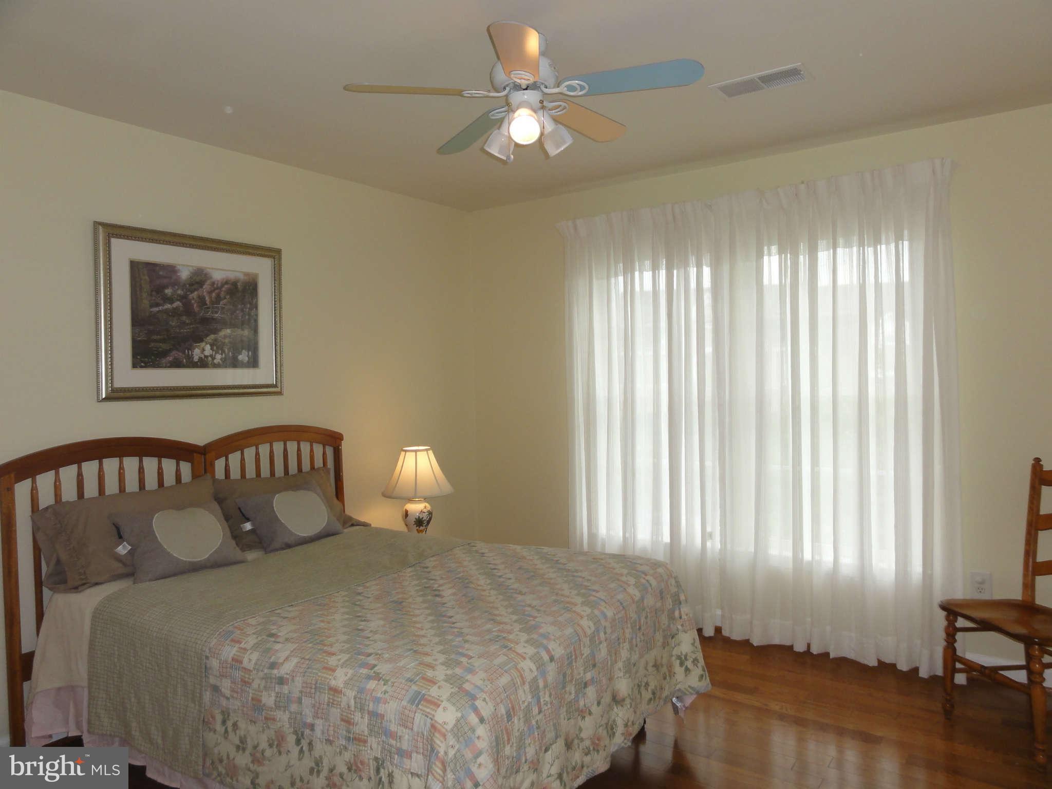 14020 Bromfield Road Germantown, MD 20874 - Photo 13 of 30 Bedroom 2