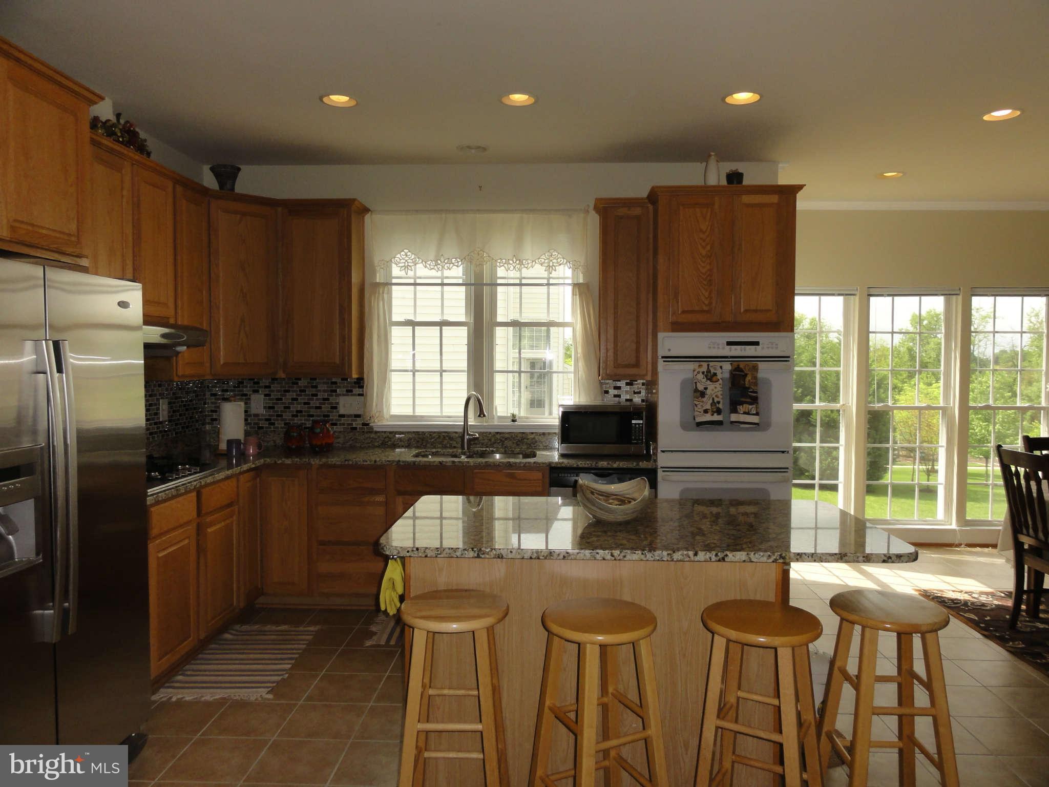14020 Bromfield Road Germantown, MD 20874 - Photo 20 of 30 Kitchen