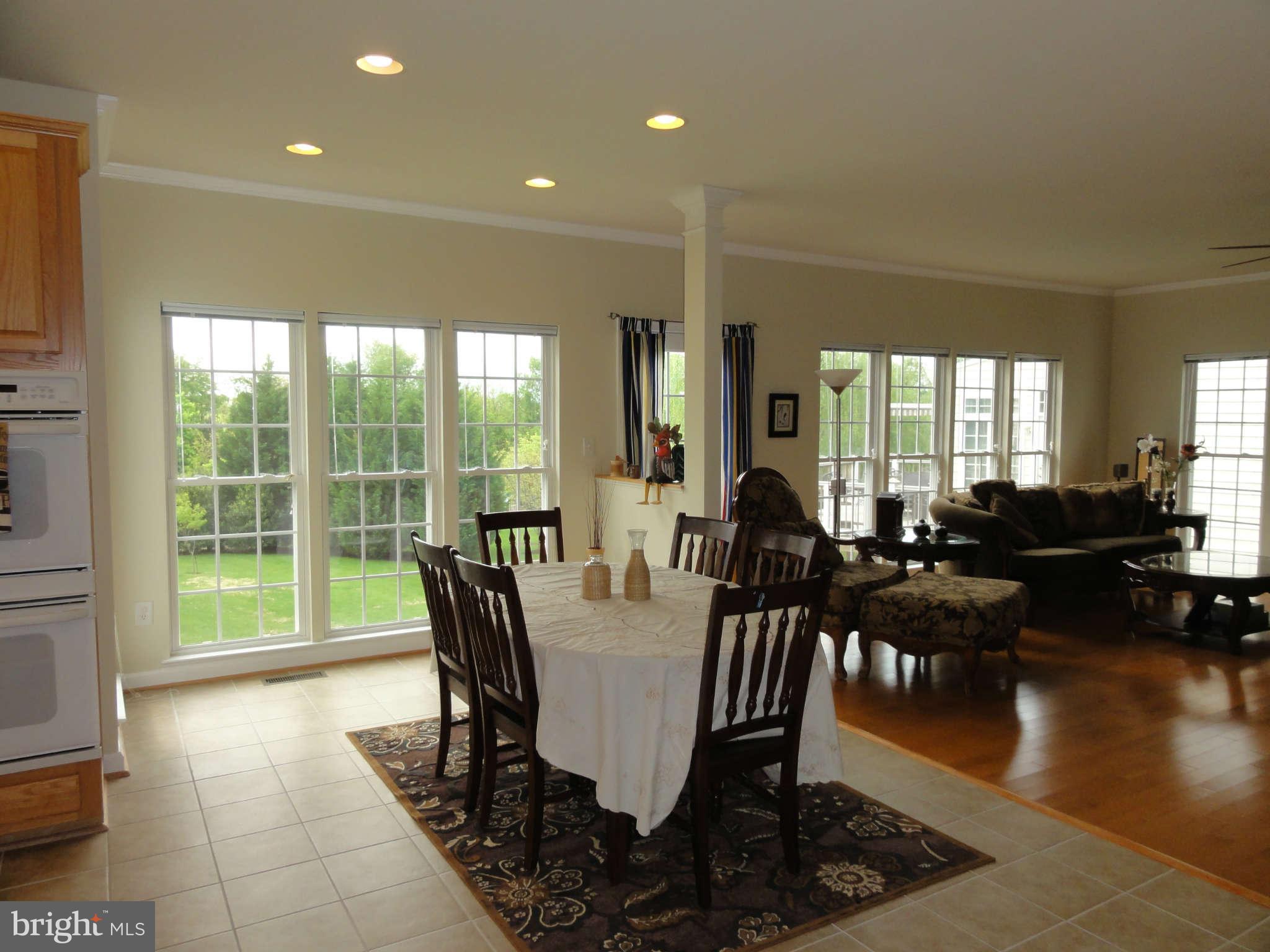 14020 Bromfield Road Germantown, MD 20874 - Photo 21 of 30 breakfast area