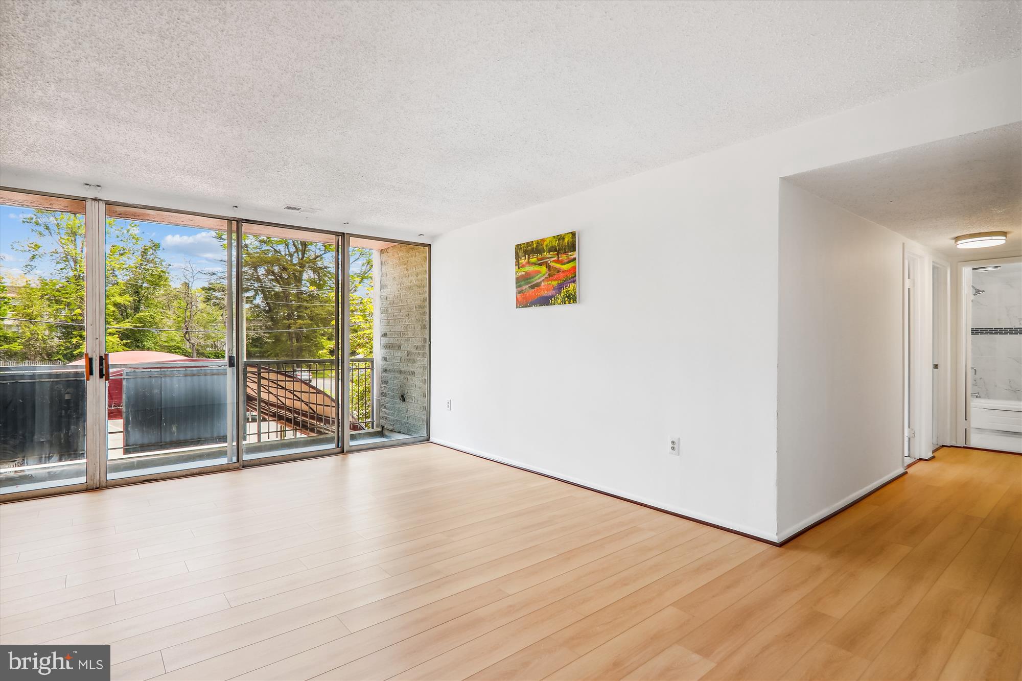 1826 Metzerott Road, Unit 207 Adelphi, MD 20783 - Photo 8 of 26 Large Living Room