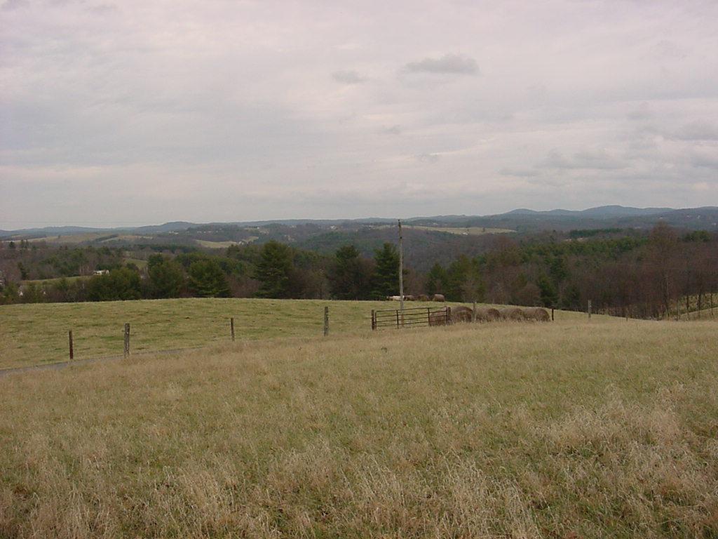 360 Wills Ridge Road Northwest Floyd, VA 24091 - Photo 5 of 6 a view of outdoor space
