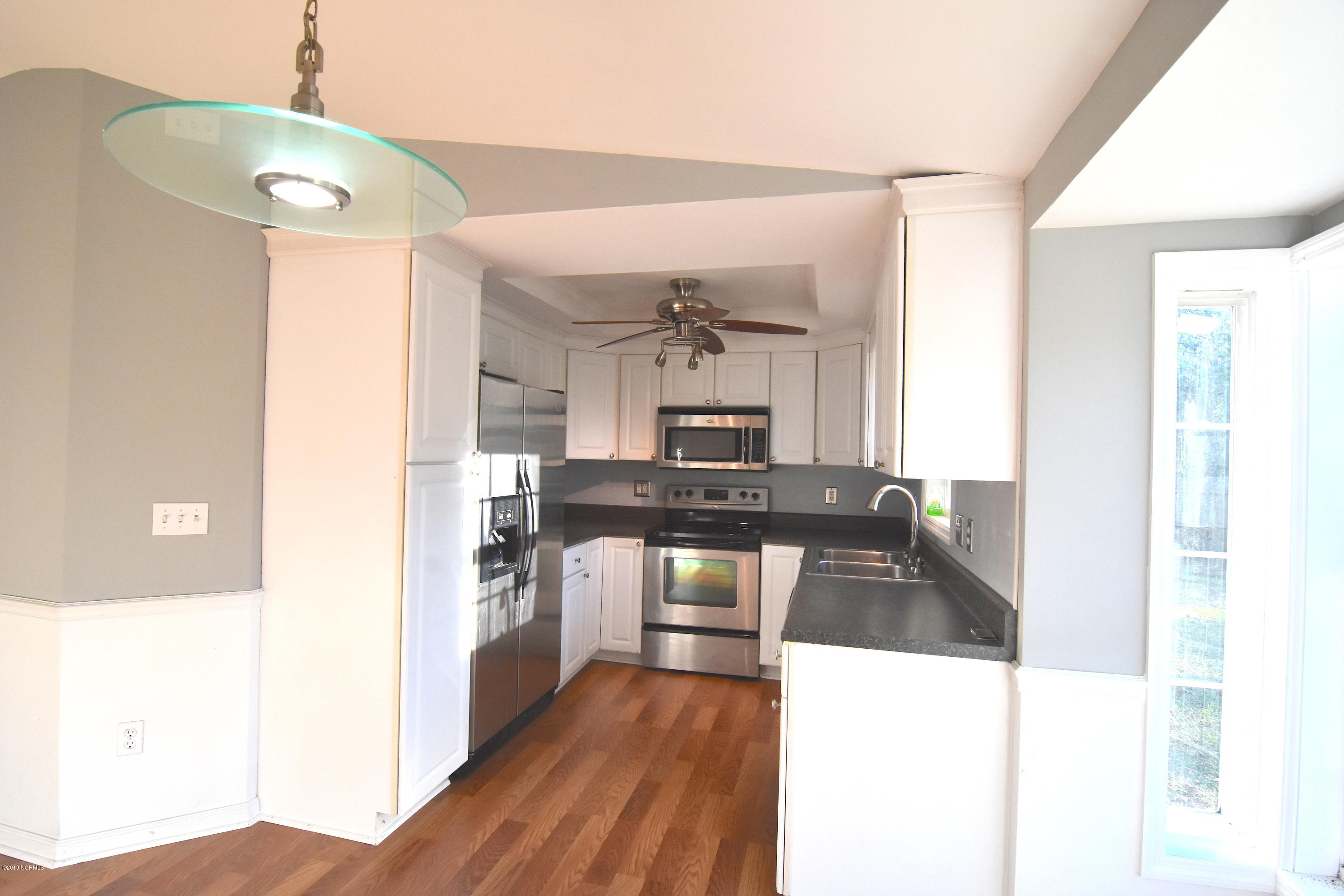 5455 County Line Road New Bern, NC 28562 - Photo 14 of 39 Kitchen