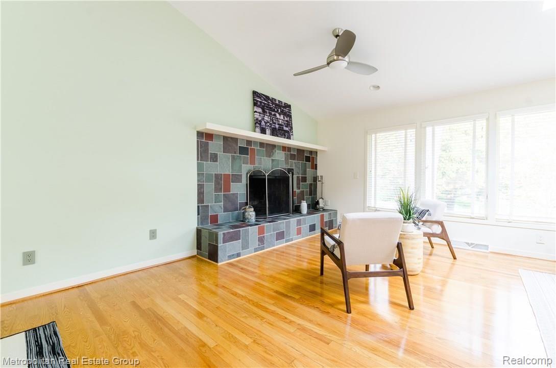3060 Newcastle Road Ann Arbor, MI 48104 - Photo 11 of 41 3060Newcastle-Inside-4.jpg
