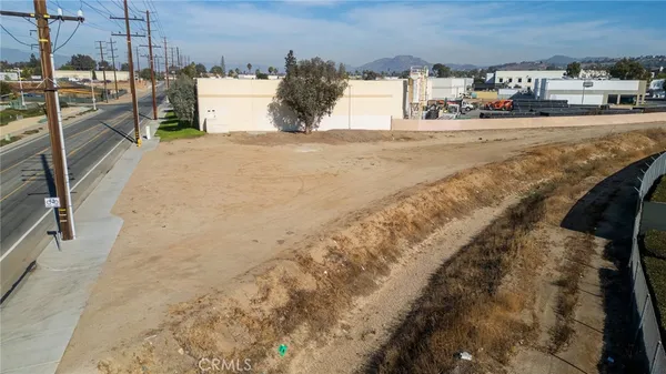 $450,000 | 467 South Cota Street, Corona, CA 92878