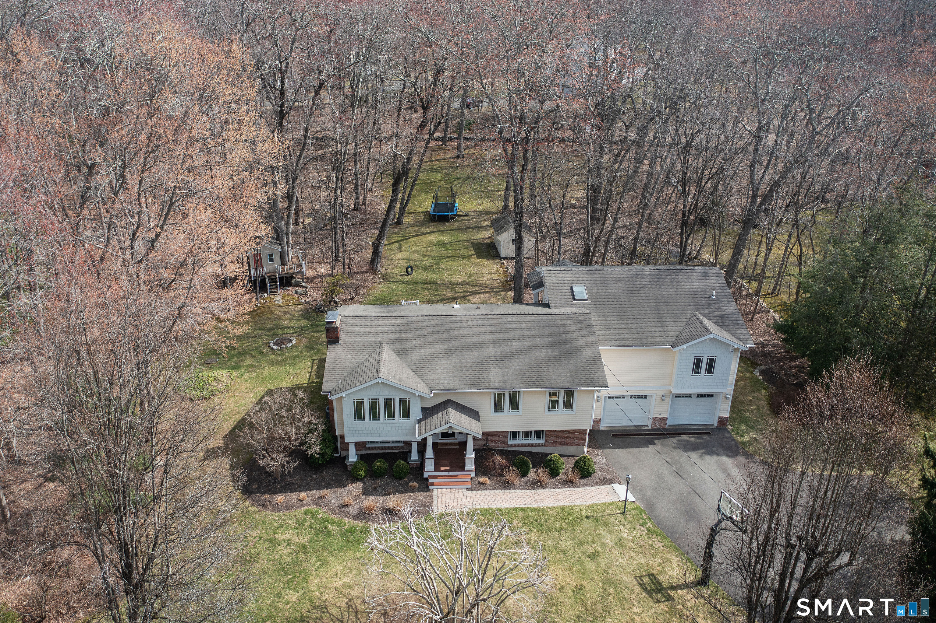 61 Ashbee Lane Ridgefield, CT 06877 - Photo 2 of 33