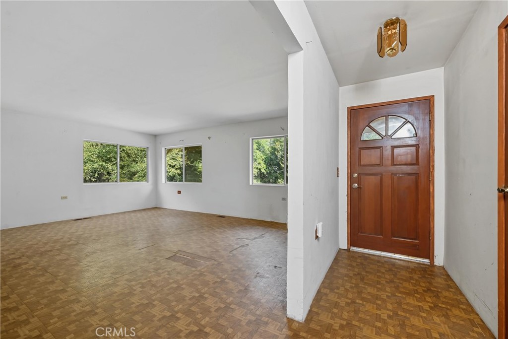 13028 Riata Road Lower Lake, CA 95457 - Photo 14 of 40 an empty room with windows