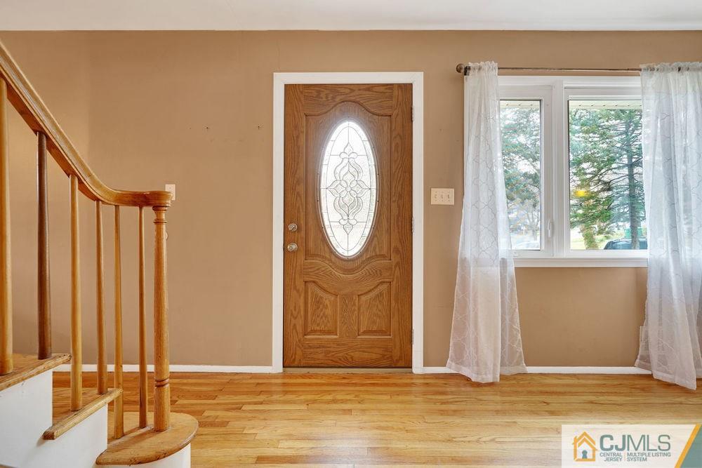 38 Montview Road Edison, NJ 08837 - Photo 5 of 25 a front view of a house with garden