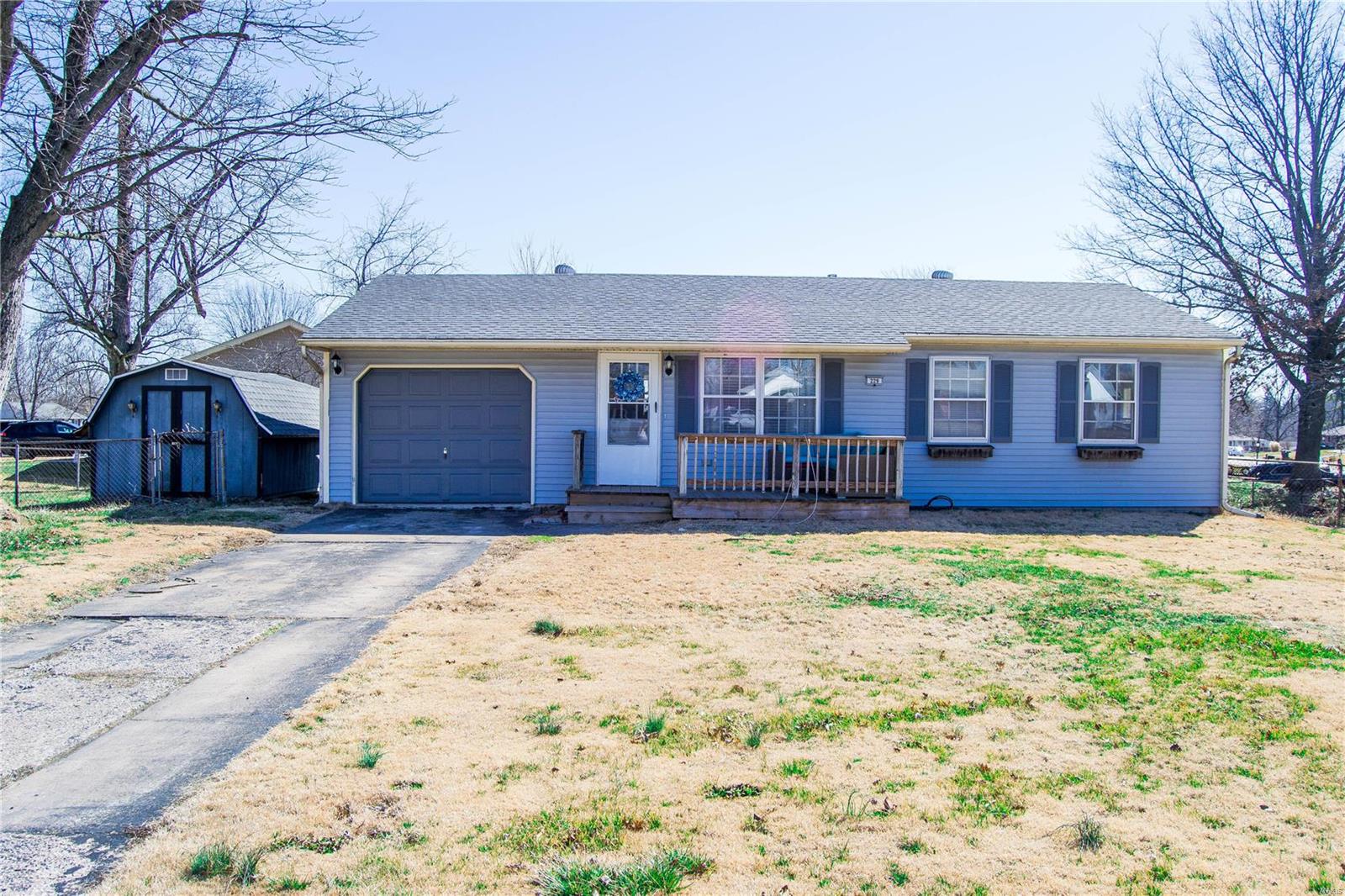 229 Pine Ridge Drive Godfrey, IL 62035 - Photo 1 of 21 Gallery Image 1