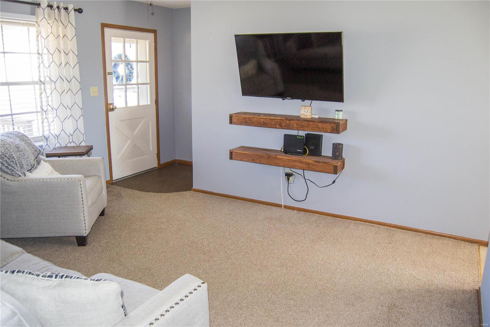 229 Pine Ridge Drive Godfrey, IL 62035 - Photo 4 of 21 Gallery Image 4