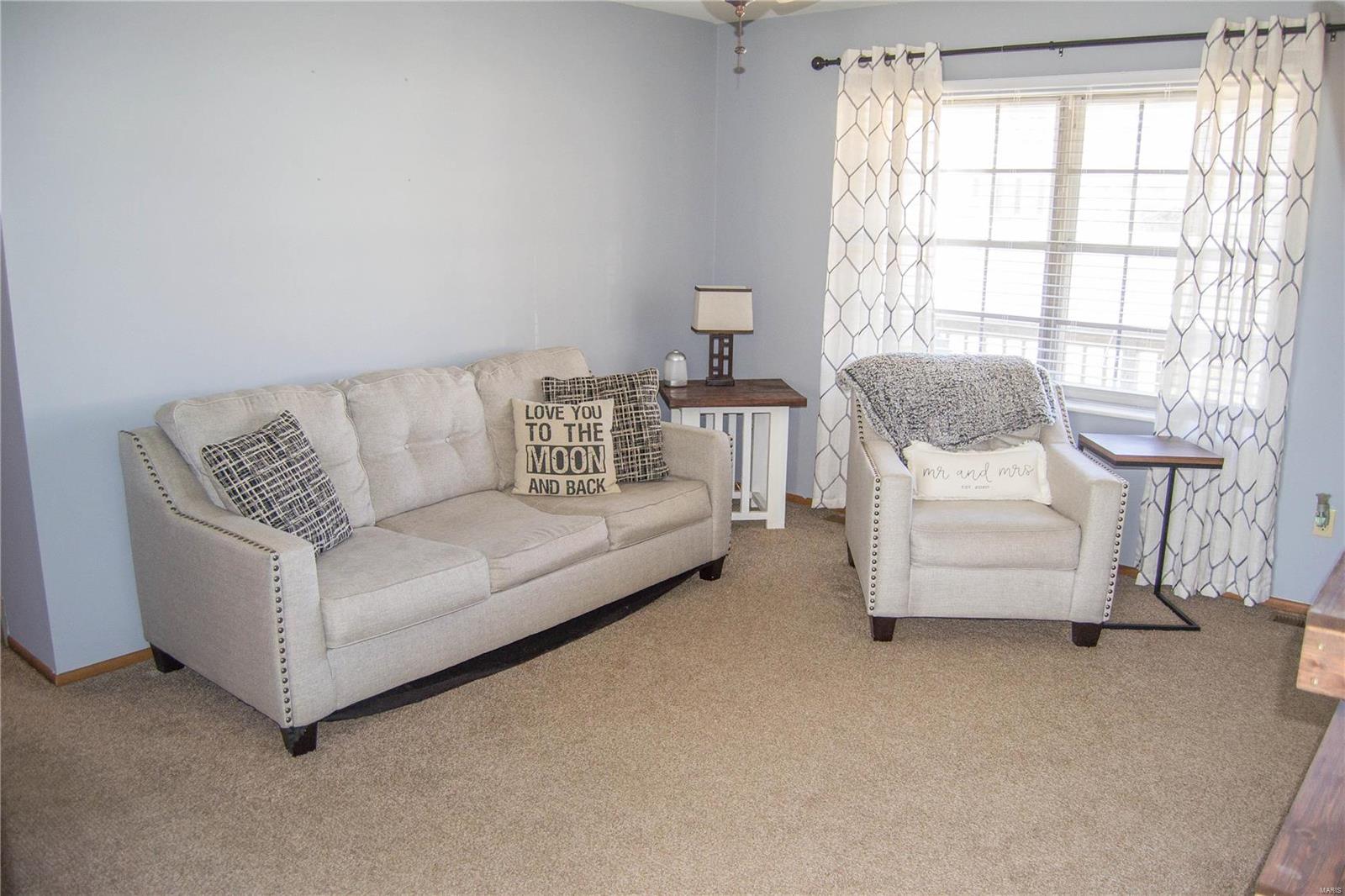 229 Pine Ridge Drive Godfrey, IL 62035 - Photo 5 of 21 Gallery Image 5