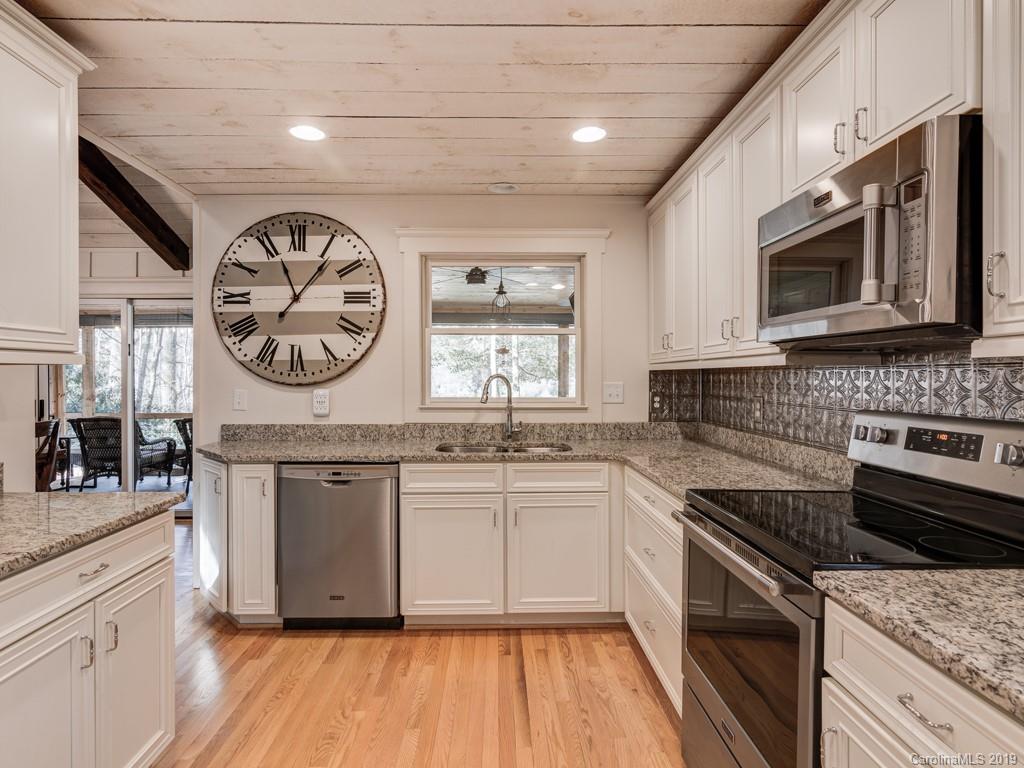 458 Robin Hood Road Brevard, NC 28712 - Photo 15 of 36 Gallery Image 15