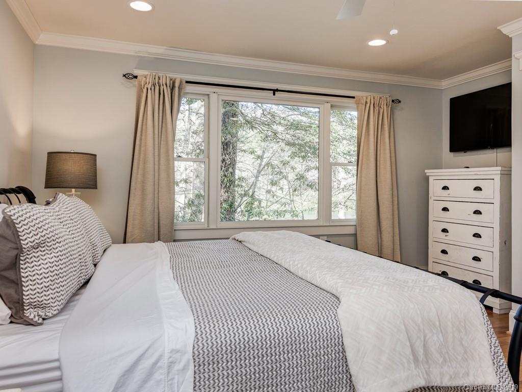 458 Robin Hood Road Brevard, NC 28712 - Photo 20 of 36 Gallery Image 20