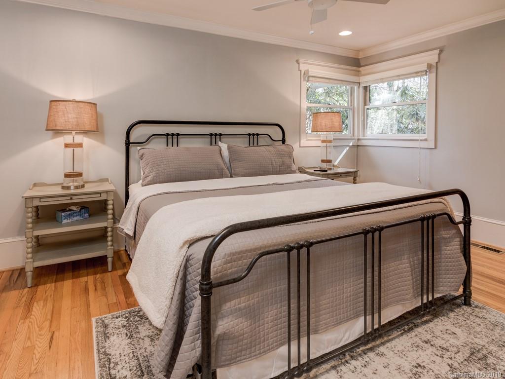458 Robin Hood Road Brevard, NC 28712 - Photo 22 of 36 Gallery Image 22
