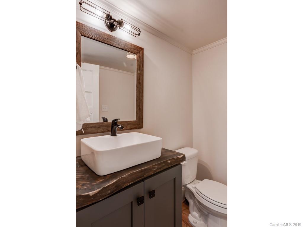 458 Robin Hood Road Brevard, NC 28712 - Photo 28 of 36 Gallery Image 28