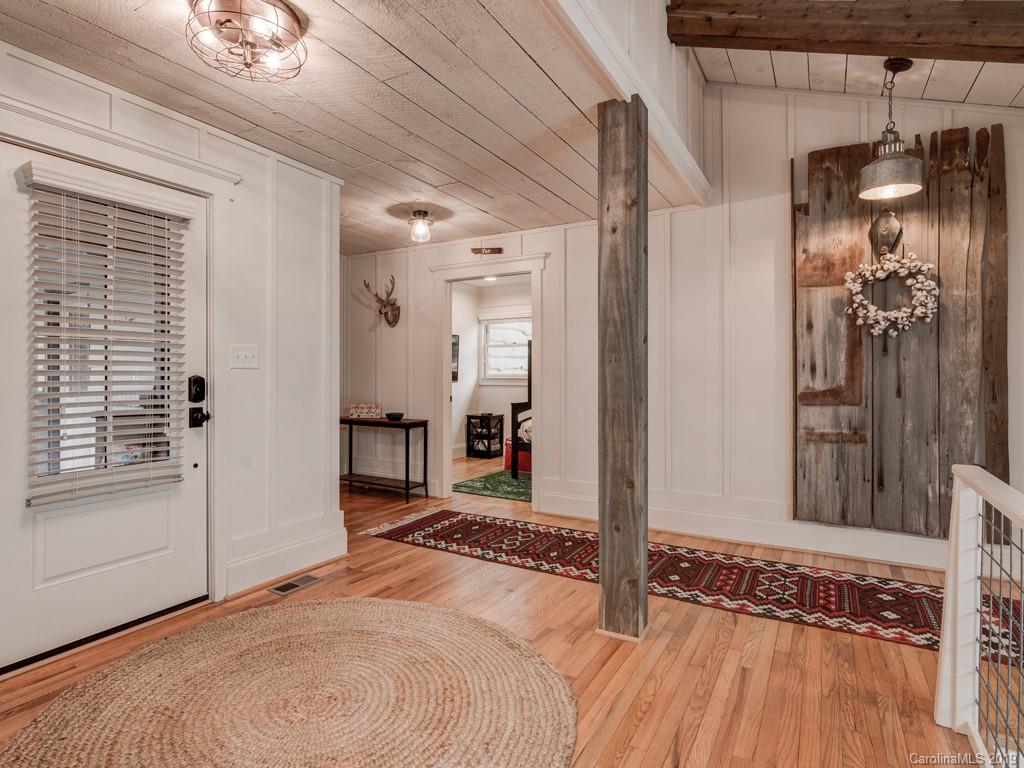 458 Robin Hood Road Brevard, NC 28712 - Photo 4 of 36 Gallery Image 4