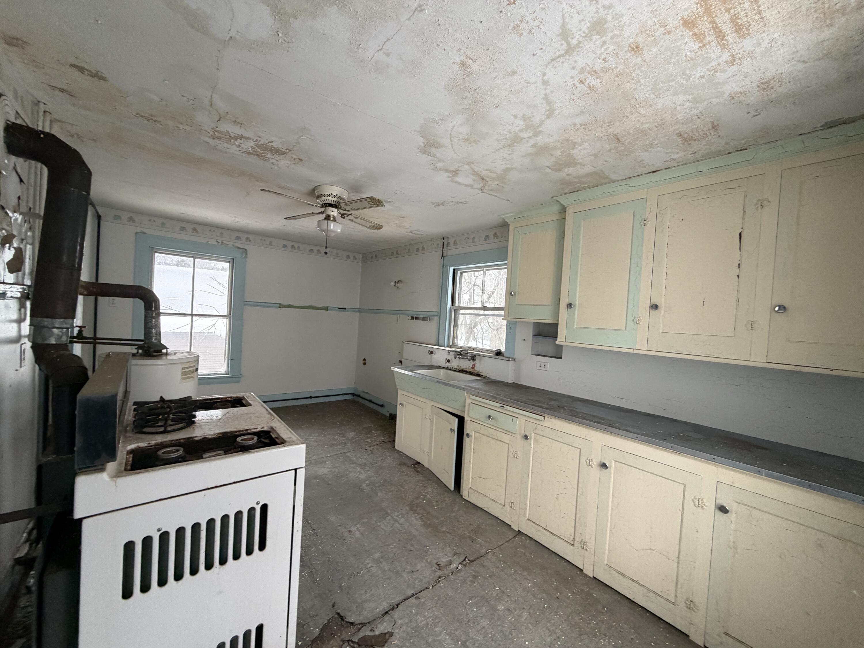 22 Berkeley Street Westbrook, ME 04092 - Photo 32 of 65 32