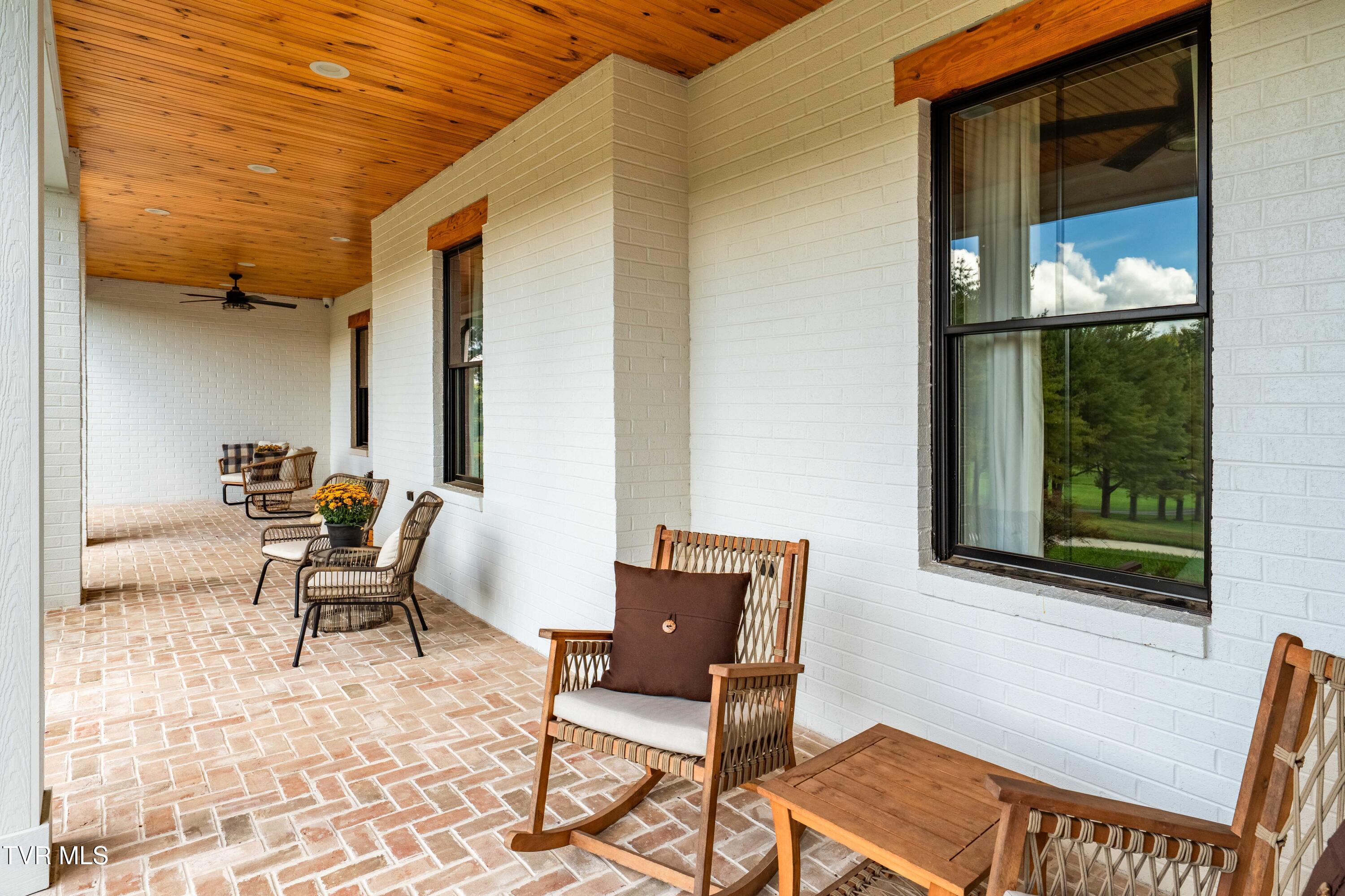 2333 Rock Springs Road Kingsport, TN 37664 - Photo 13 of 165 2333 Rock Springs Road (48 of 169)