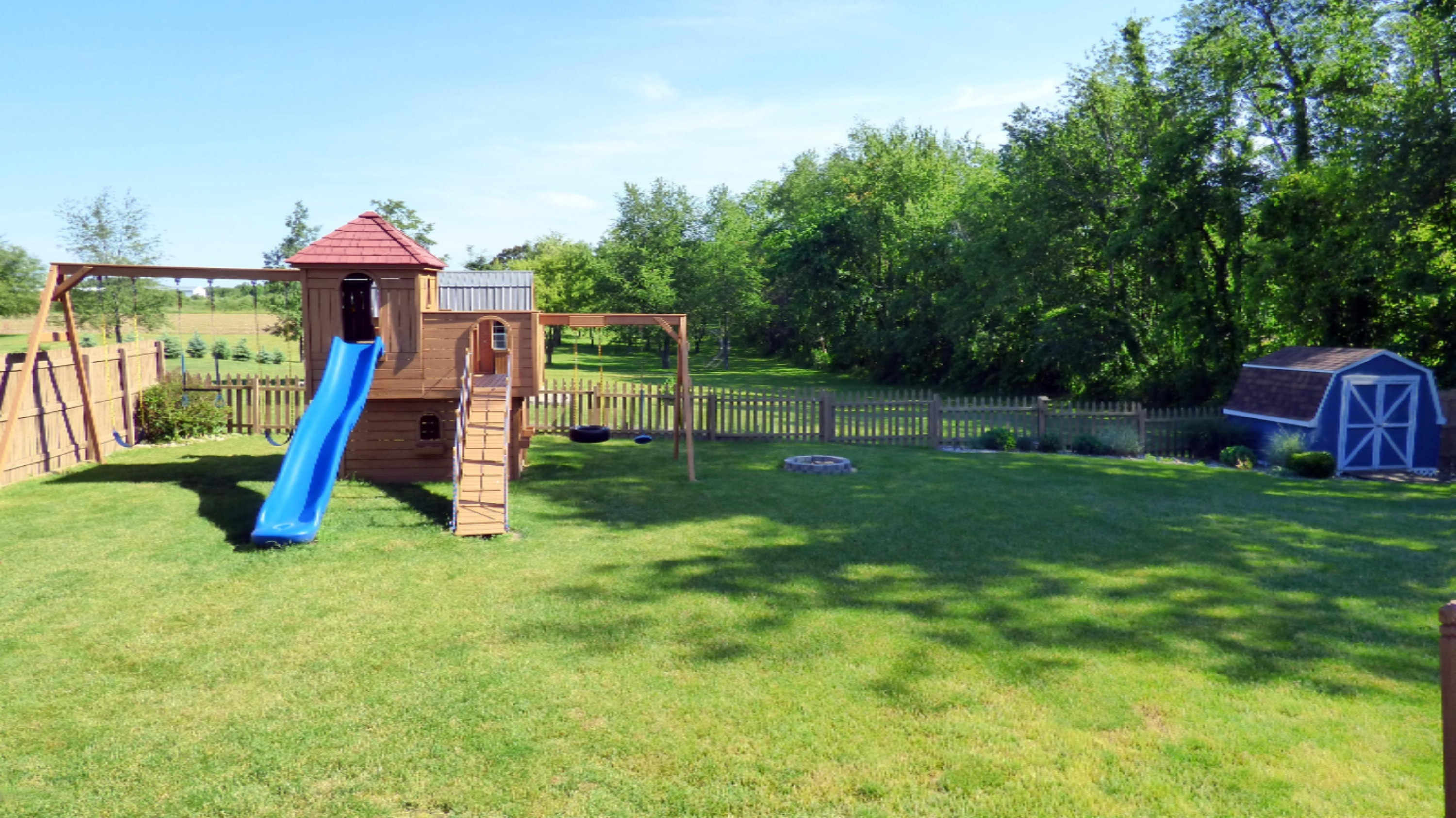 31760 Middle Crossing Road Dowagiac, MI 49047 - Photo 35 of 44 P1100059