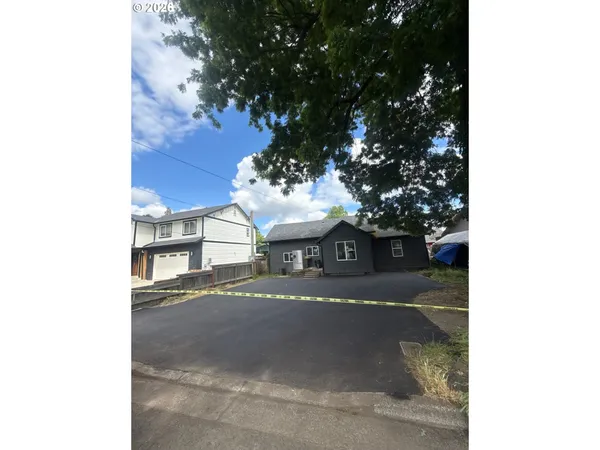 $474,995 | 656 Hall Street, Woodburn, OR 97071