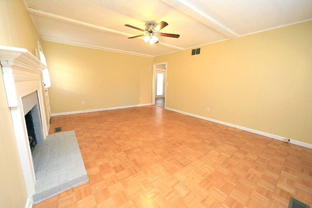 6628 Keystone Drive Raleigh, NC 27612 - Photo 18 of 28 Family Room