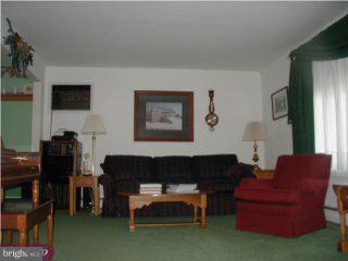 111 James Road Broomall, PA 19008 - Photo 4 of 6 Gallery Image 4