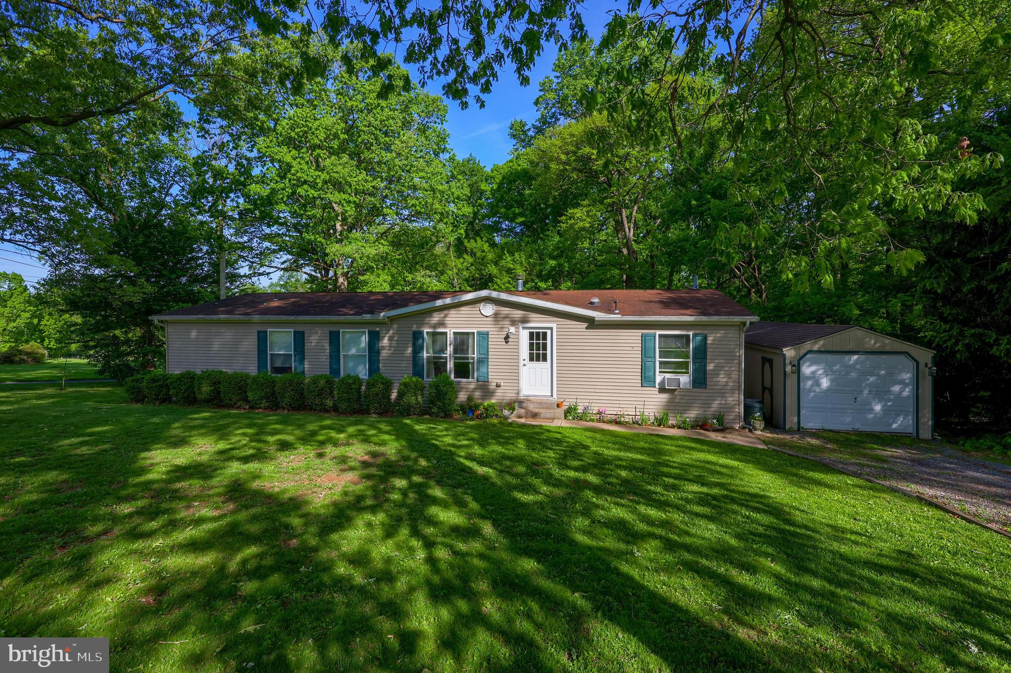 918 Ridge Avenue Ephrata, PA 17522 - Photo 1 of 18 Gallery Image 1