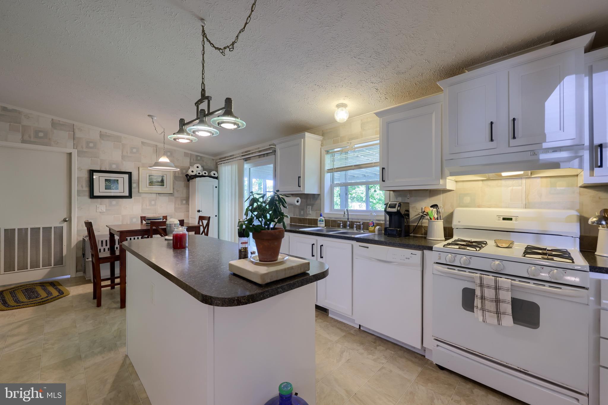 918 Ridge Avenue Ephrata, PA 17522 - Photo 11 of 18 Gallery Image 11