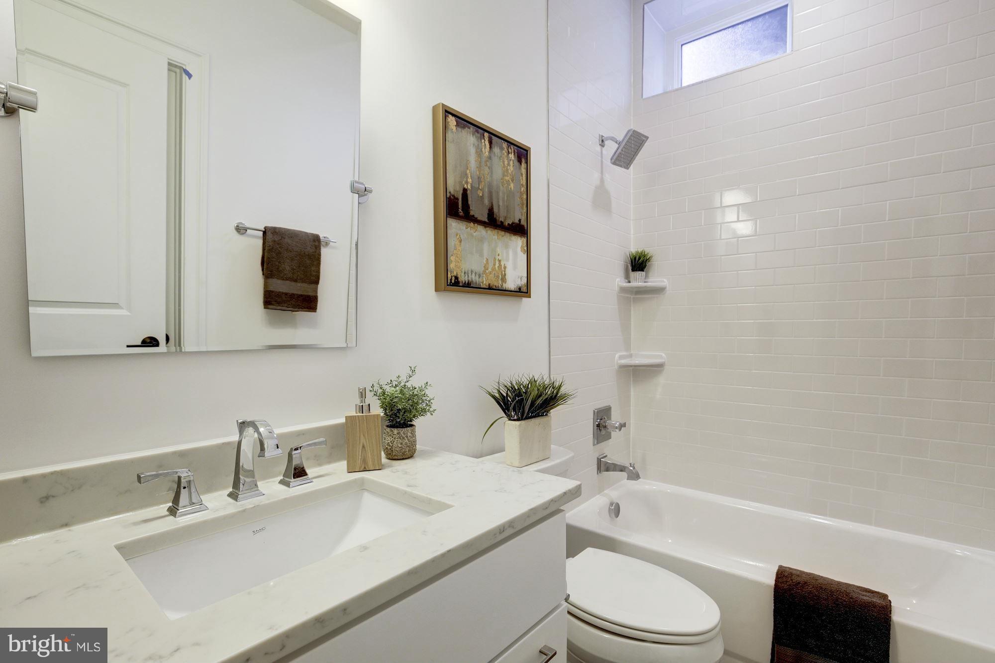 4126 8th Street Northwest, Unit 1 Washington, DC 20011 - Photo 8 of 13 Bath