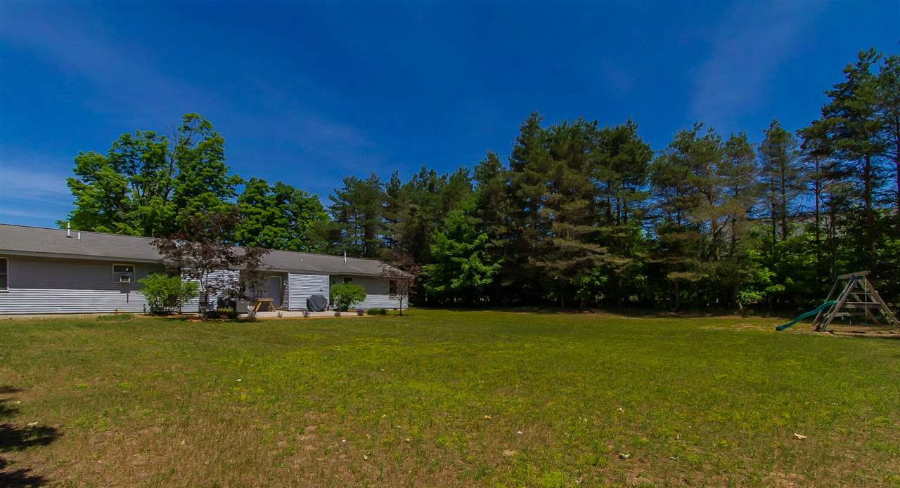 7117 Sullivan Road Grawn, MI 49637 - Photo 28 of 29 1848427-27.JPG