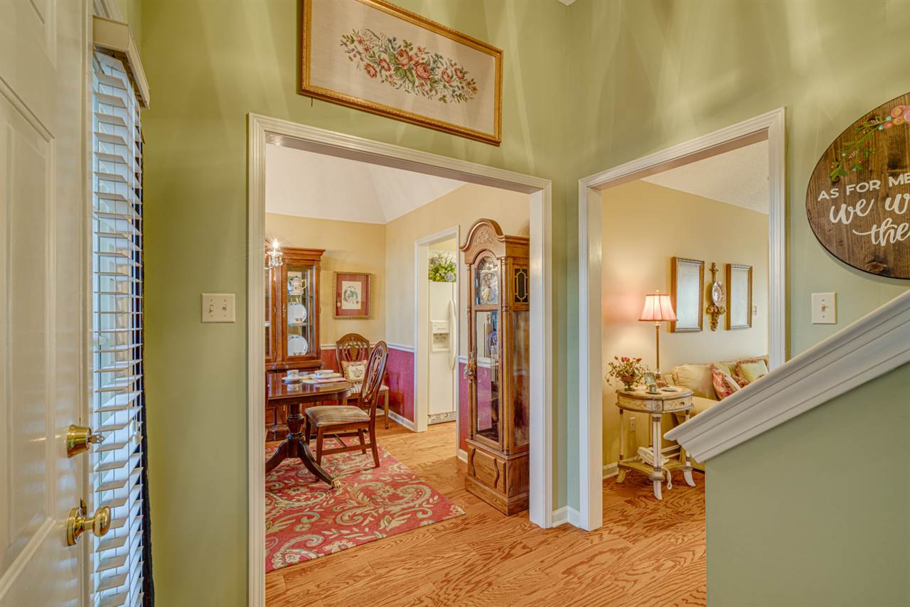 1391 Wolf Ridge Drive Collierville, TN 38017 - Photo 4 of 25 Gallery Image 4