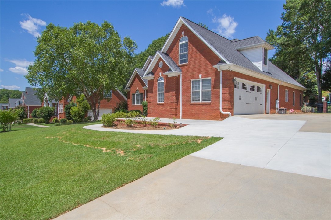 130 Cayman Way Anderson, SC 29621 - Photo 3 of 29