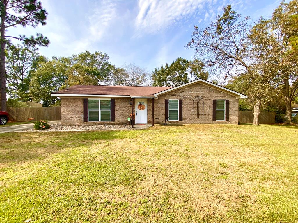 106 Windy Hill Road Taylor, AL 36301 - Photo 1 of 15 Main View