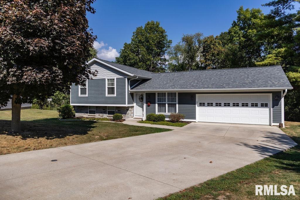 80 Aspen Drive Canton, IL 61520 - Photo 1 of 60