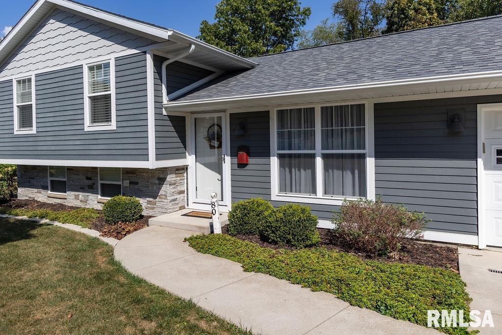 80 Aspen Drive Canton, IL 61520 - Photo 2 of 60